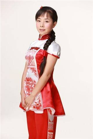 拉手手亲口口（云飞和王二妮演唱的歌曲）
