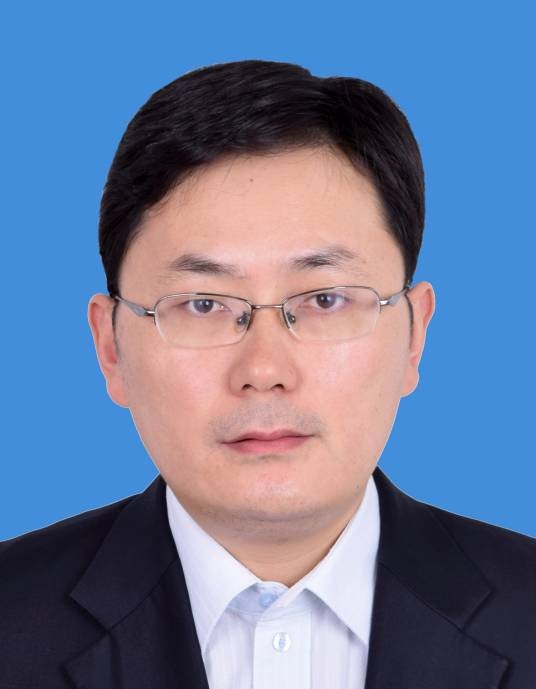 陈思宇(文化和旅游部政策法规司副司长)