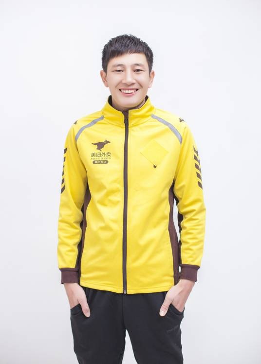 周磊（中国内地男歌手，中央电视台《星光大道》2018年度总决赛季军）