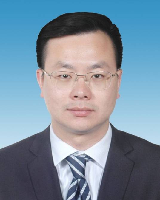 万里(丘北县人民政府原副县长(挂职))