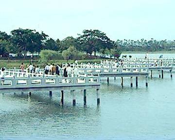 澄清湖（台湾省高雄市鸟松区内湖泊）