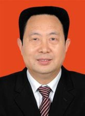 黄忠（四川省内江市政协原副主席）