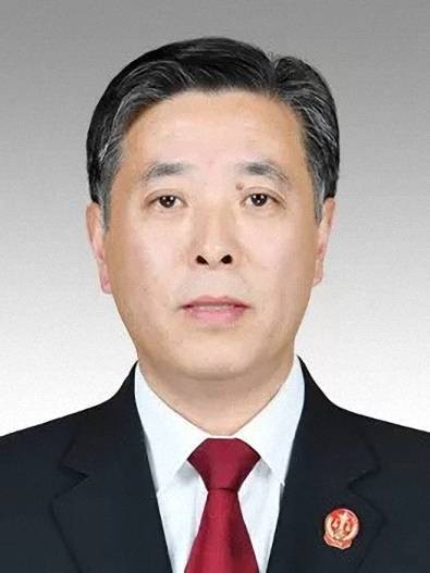 陈昌(上海市松江区人民法院党组书记、院长)