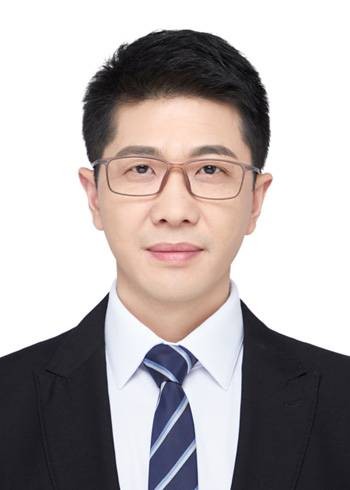 张家强(重庆市机关事务管理局党组成员、副局长、直属机关党委书记)