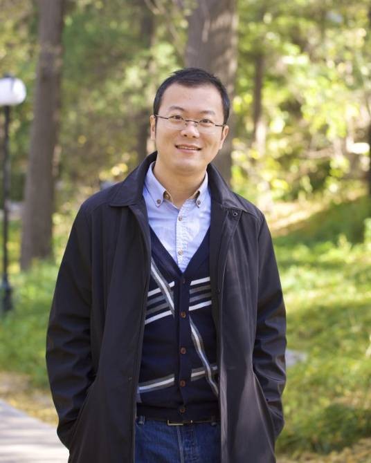 张焱（北京大学量子材料科学中心长聘副教授）