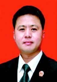 罗伟(重庆市人民检察院第一分院副检察长、检察委员会委员、检察员)