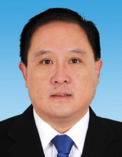 丁卫东（中共曲阜市委常委，市政府副市长、党组成员）