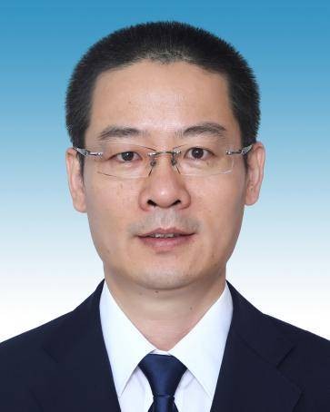 高杰（日照市人民防空办公室党组成员、副主任）