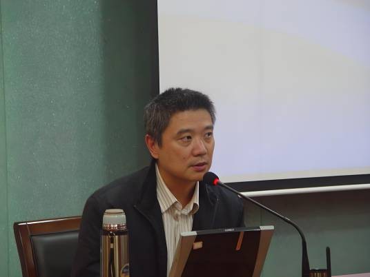 李东（东南大学经济管理学院工商管理系教授、博士生导师）