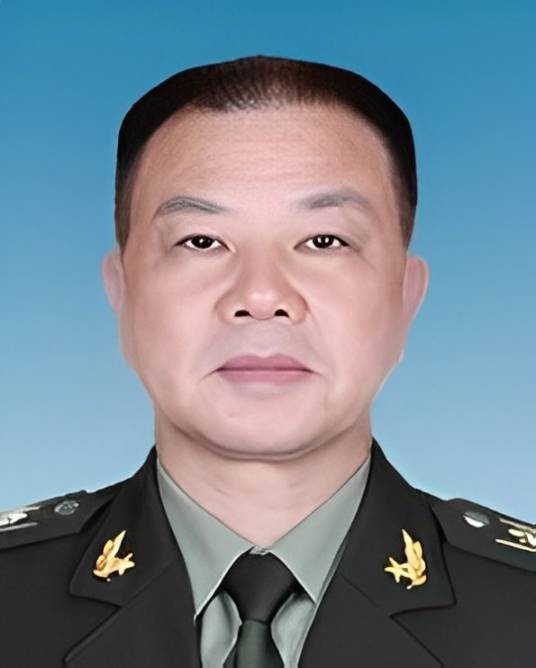 陈骏（浙江省湖州市委原常委、湖州军分区原党委副书记、司令员）