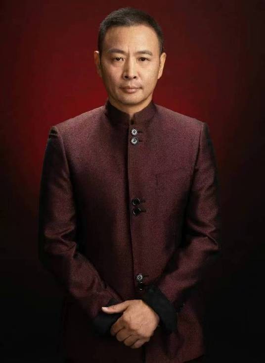 李雪华（上海青浦区三省教育学院院长）