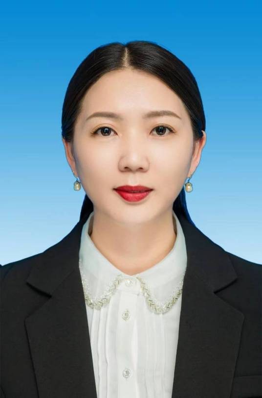 易红（重庆市垫江县砚台镇党委书记）