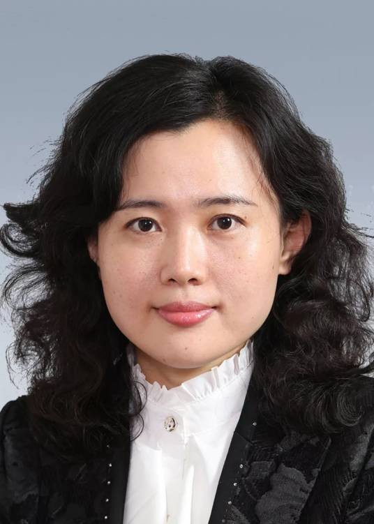 蒋艳（上海市徐汇区人大常委会委员）
