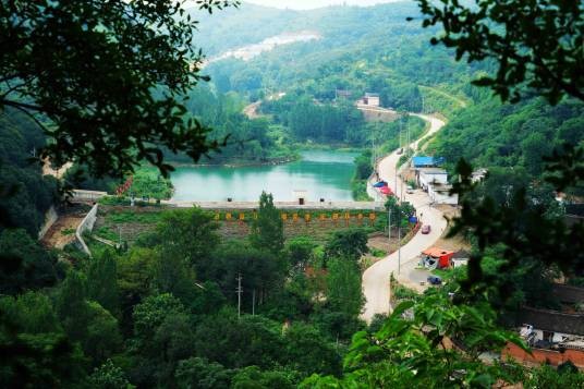 石板河(四川省内江市威远县连界镇境内的天然岩石河床河流)