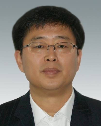 王启(山东省威海经开区党工委副书记、管委副主任)