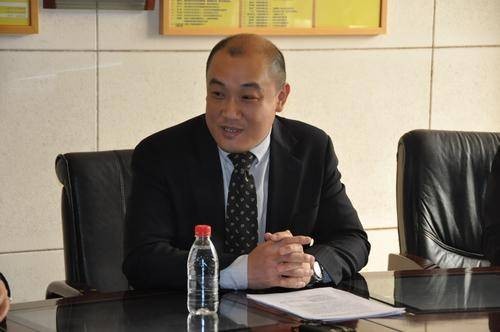 许强（中央广播电视总台体育青少节目中心主任）