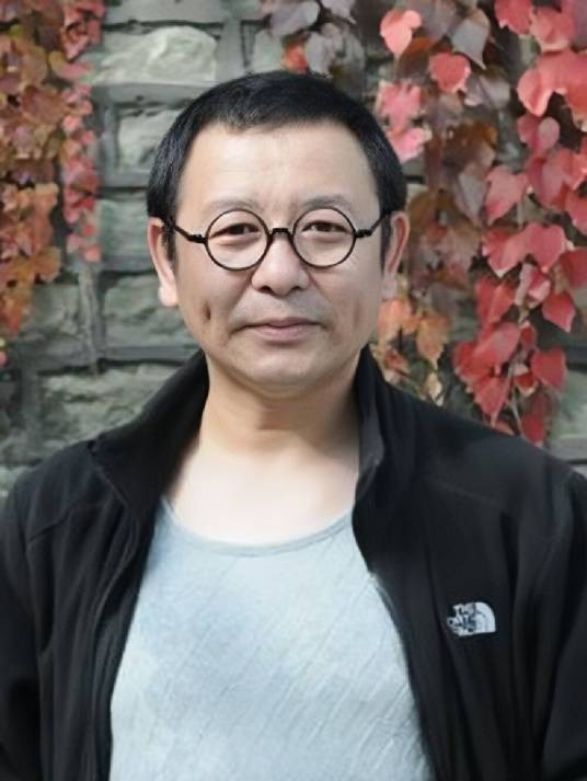 赵立新(辽宁省篆刻艺术委员会秘书长)