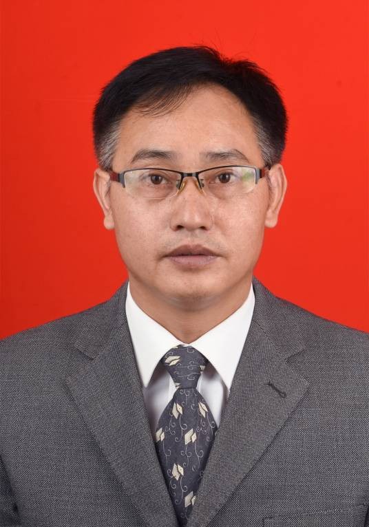 杨荣山(湖南省新晃侗族自治县委常委、常务副县长)