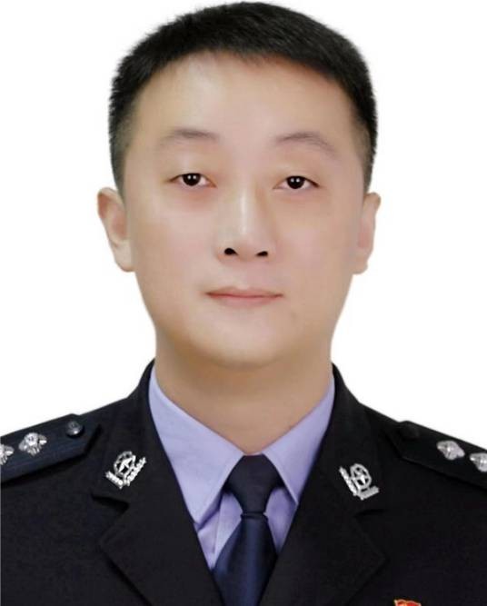 崔鹏（河北省秦皇岛市公安局副局长）