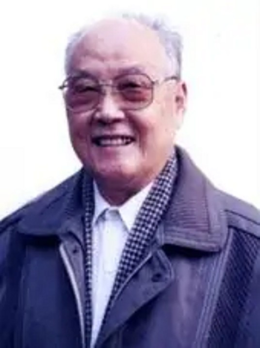 张云（原总后勤部原物资部副部长、画家）
