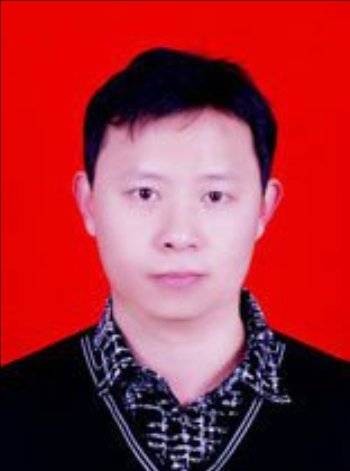 李乐（石河子大学药学院副院长、科普教育专家）