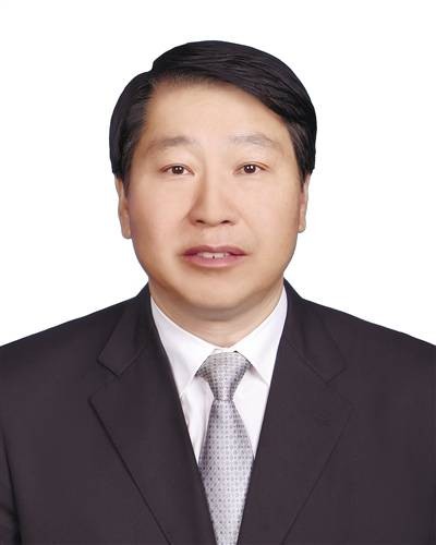 李才(内蒙古呼伦贝尔市政协原党组书记、主席)