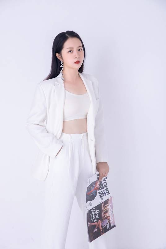 罗娜（中国内地女演员、主持人）