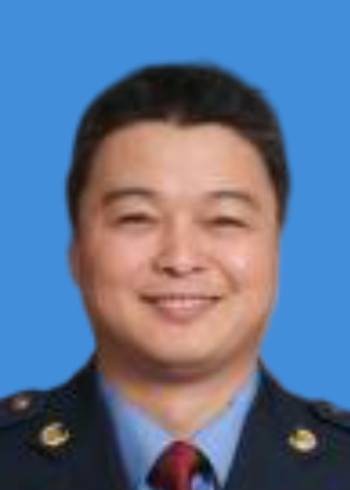 马金生(北京市东城区市场监督管理局党组成员、市场监管综合执法大队队长)