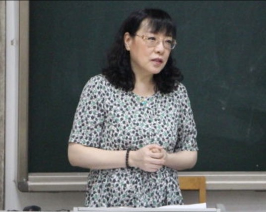 刘荣（四川大学海外教育学院教授）