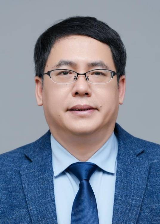 孔亮（教师）