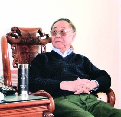 朱玉（中国人民解放军国防大学教授，军史专家）