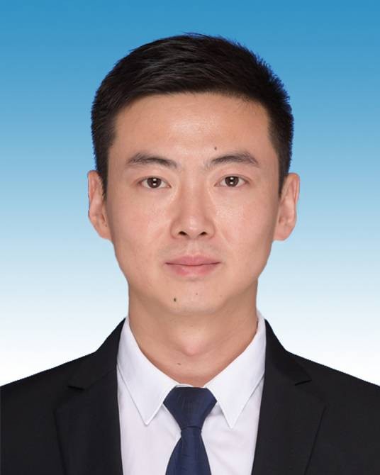 李鼎（辽宁省朝阳市龙城区委副书记、区长，朝阳高新技术产业开发区党工委书记（兼））