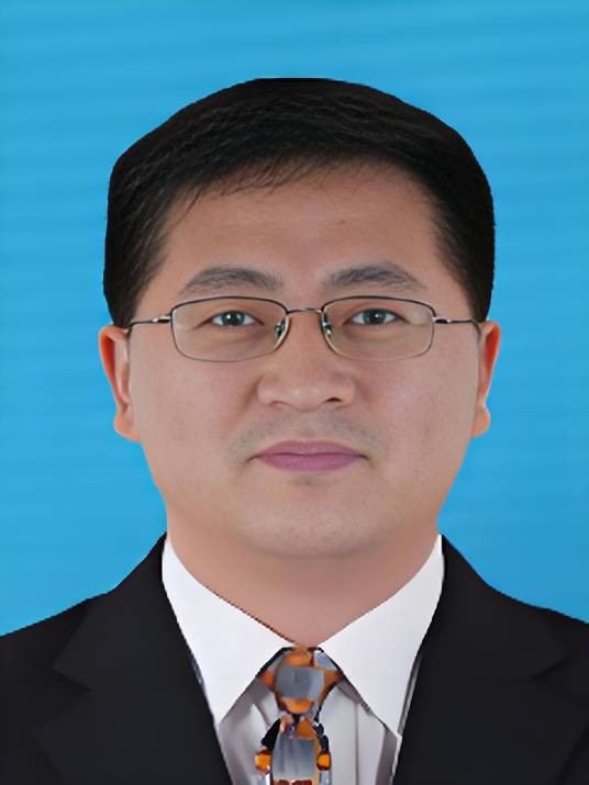 李锋(广东省广州市荔湾区委副书记,区人民政府党组书记、区长)