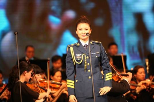 李君（中国内地女歌唱演员）
