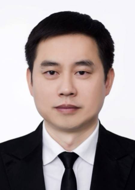 王志华（中国气象局人事司司长（正局级），兼任离退休干部办公室主任）