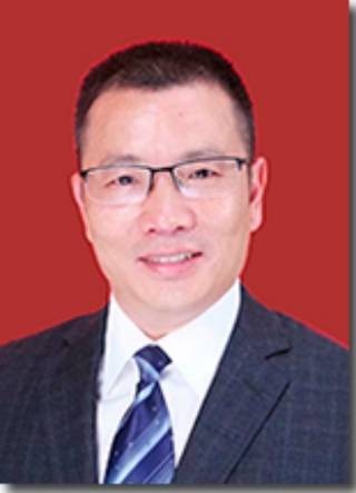 段毅（昭通卫生职业学院党委书记）