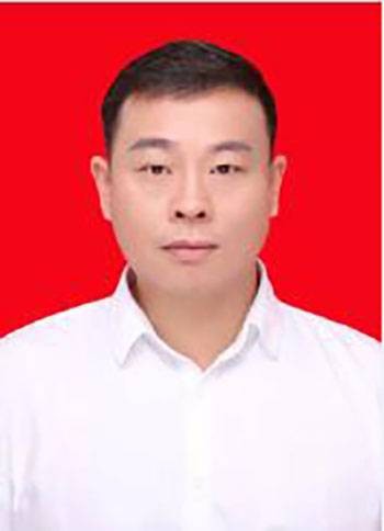 杨国峰（江西省赣州市于都县人民政府副县长）