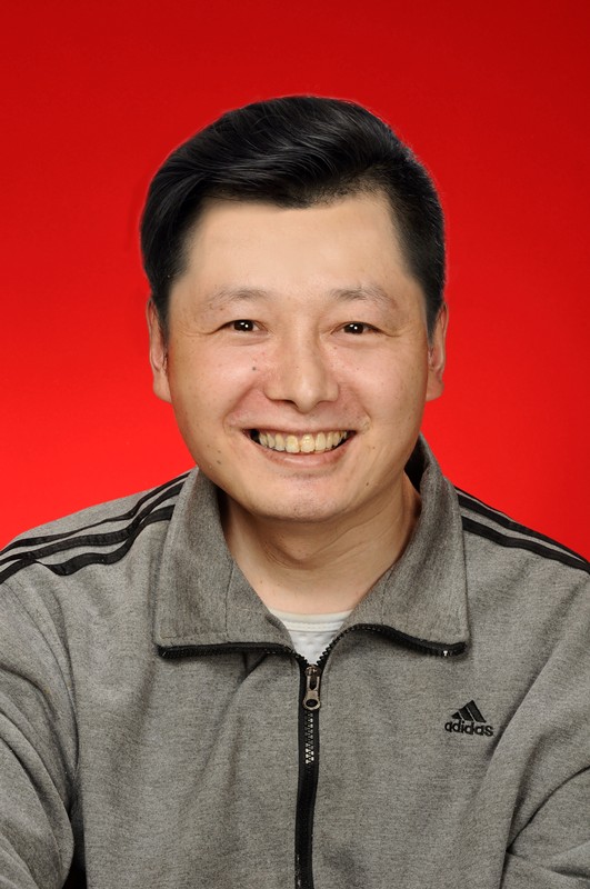 刘露（长沙县爱的摆渡人义工发展中心创始人）