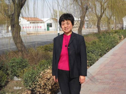 刘艳萍（昌乐县朱刘街道魏家庄社区妇代会主任）