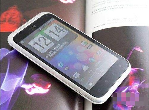 HTC G17 EVO 3D（白色）