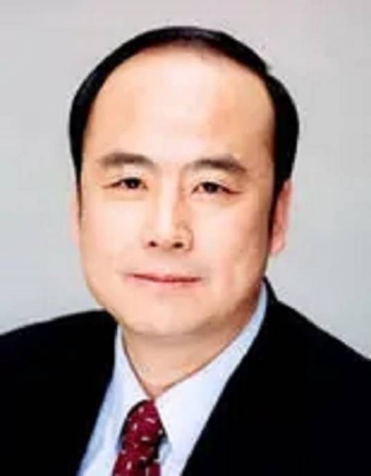 王伟（中国红十字会原党组书记、副会长，北京市政协原副主席）