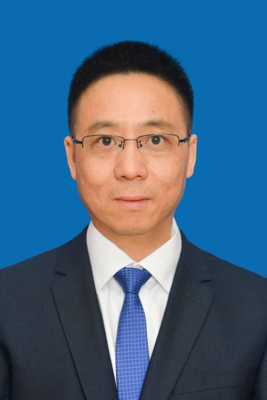 张政(浙江省金华市人力资源和社会保障局党组成员、副局长)