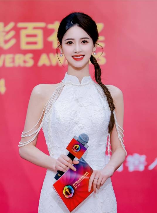 李丹（中国内地节目主持人）
