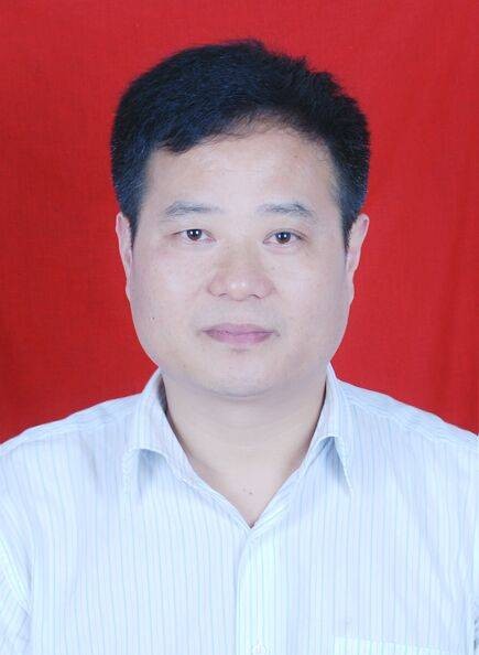 陈文辉（江西省南昌市新建区人大常委会党组副书记、副主任、区总工会主席）