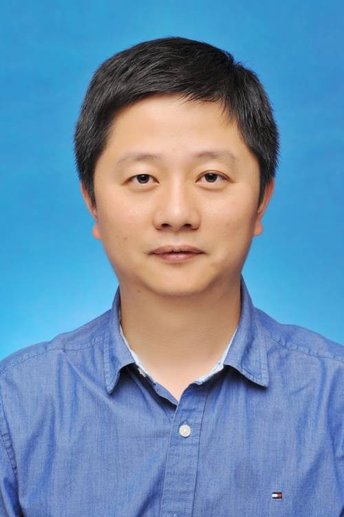 韩哲（浙江省余姚市丈亭镇党委副书记、镇长）