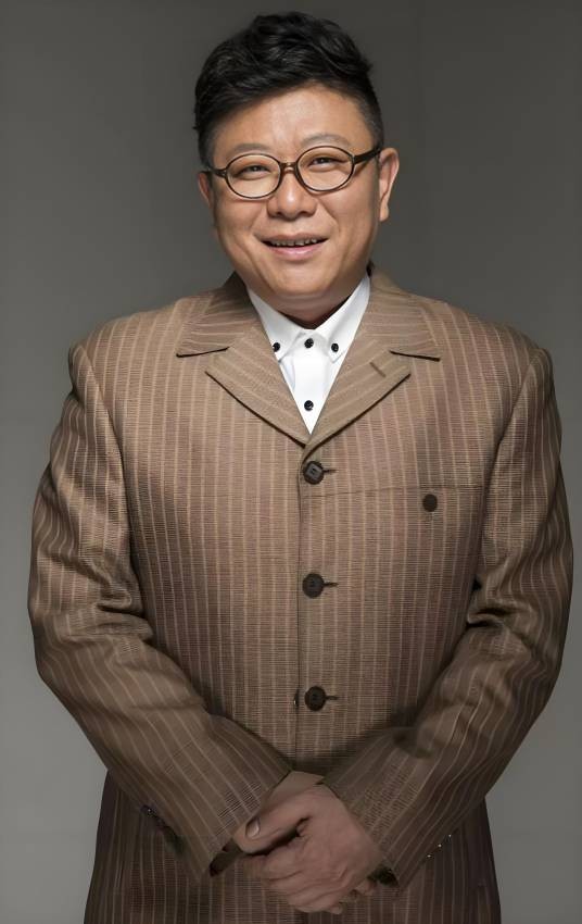 高斌（歌唱演员、影视演员、朗诵配音演员）