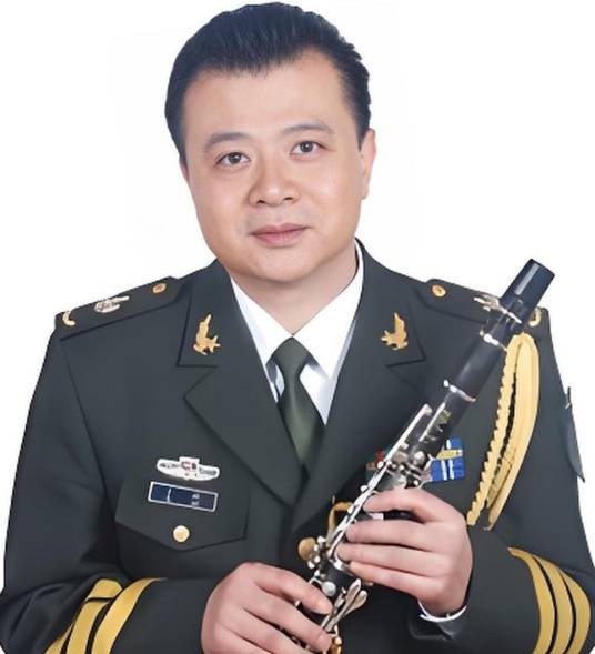 于波（中国优秀青年单簧管演奏家）