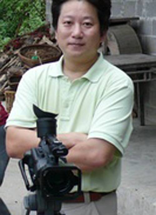 徐坚（上海大学文化遗产与信息管理学院副院长、教授、博士生导师）