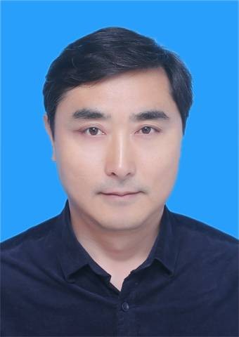张显峰（安徽省合肥市长丰县人大常委会教育科学文化卫生工作委员会副主任）