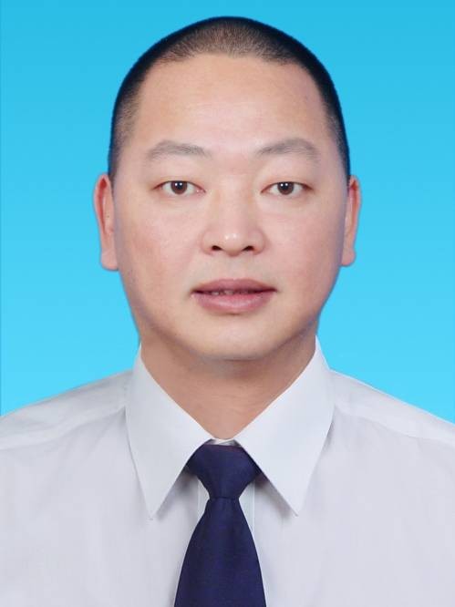 陈晓亮（浙江省温州市龙湾区政务服务中心党组成员、副主任）